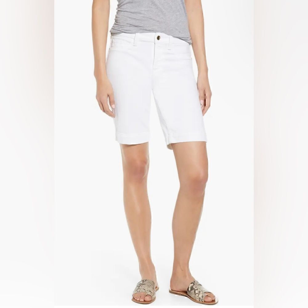 NWT  7 for all Mankind Jen 7 White Denim Bermuda Shorts 16